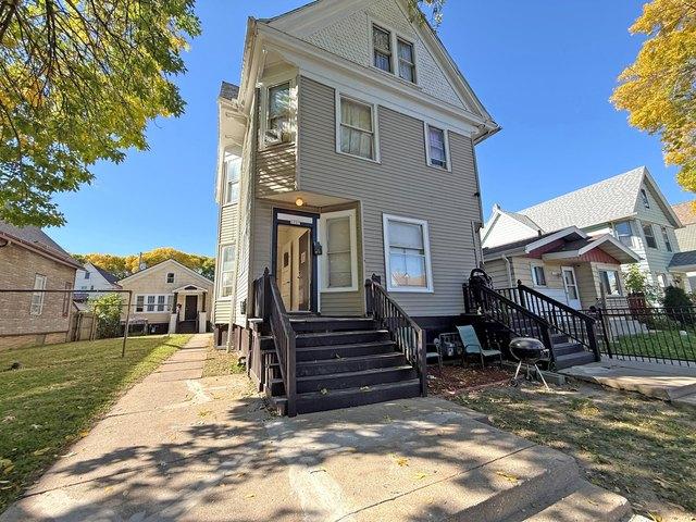 House for sale in Milwaukee, Milwaukee County