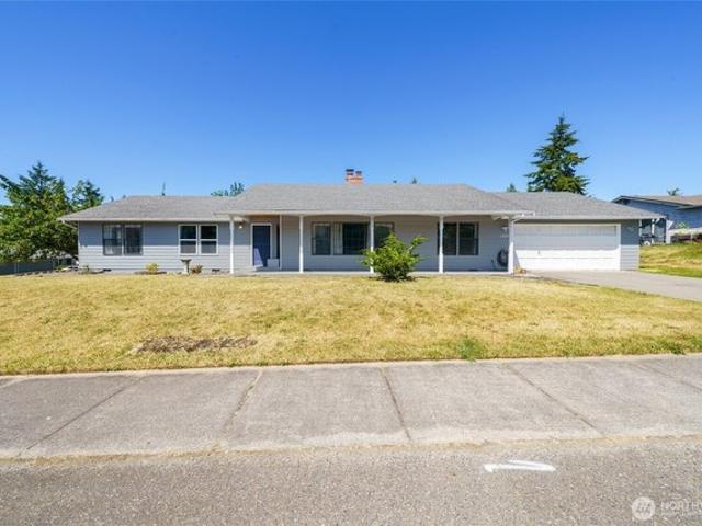 House for sale in Oak Harbor, Washington