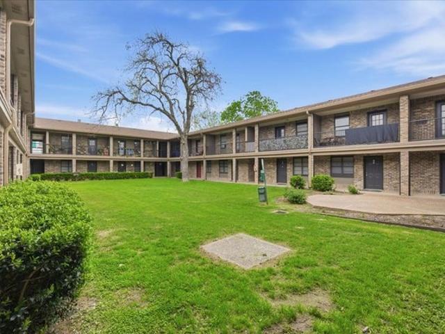 Condo for sale in Waco, McLennan County