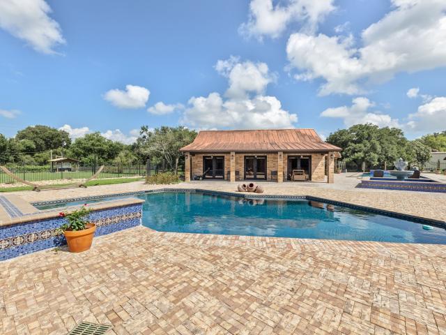 House for sale in Angleton, Texas