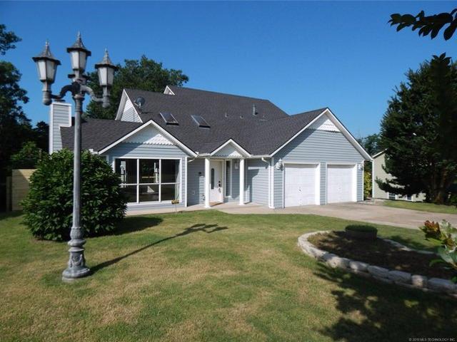 House for sale in Rogers, Oklahoma