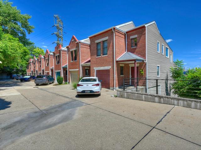 Townhouse for sale in Kenton, Kentucky