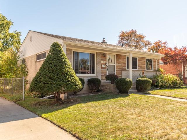 House for sale in Clawson, Michigan