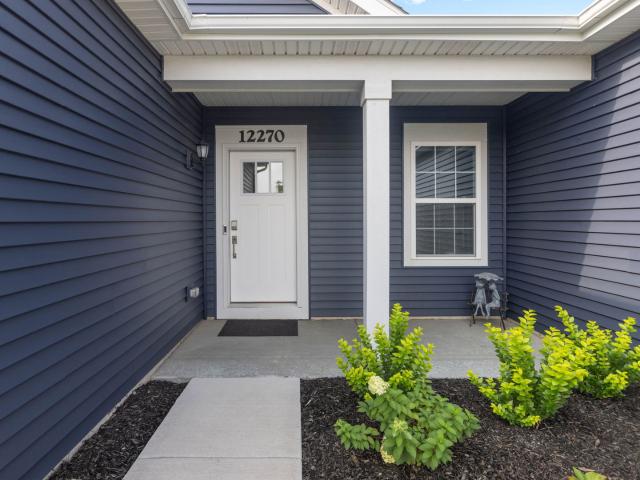 House for sale in Mchenry, Illinois