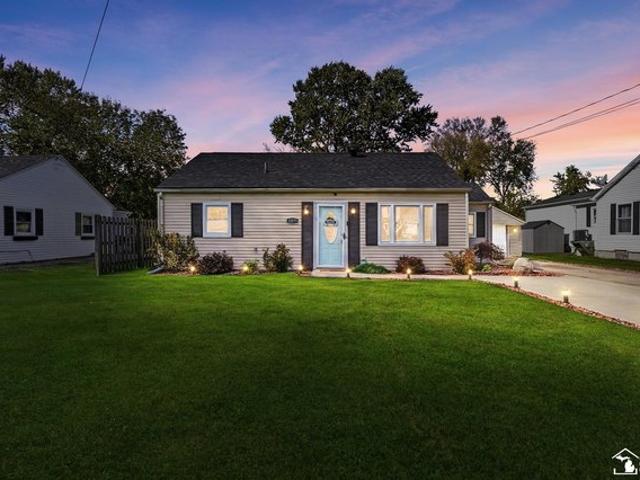 House for sale in LaSalle, LaSalle Township