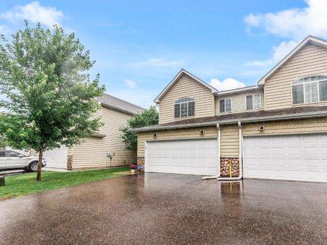 Townhouse for sale in Brooklyn Park