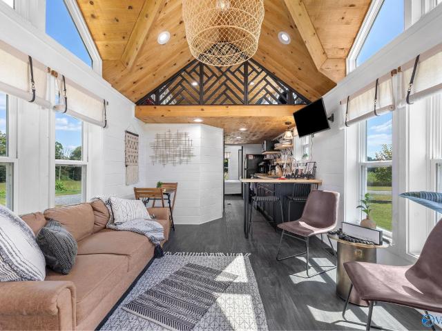 House for sale in Boaz, Alabama