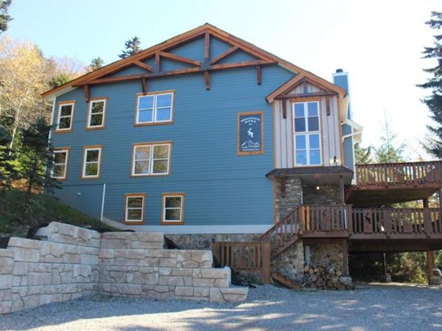 House for sale in Snowshoe, West Virginia