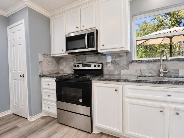 House for sale in Clute, Brazoria County