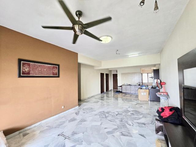 Condominium for sale in Petaling, Alam Impian