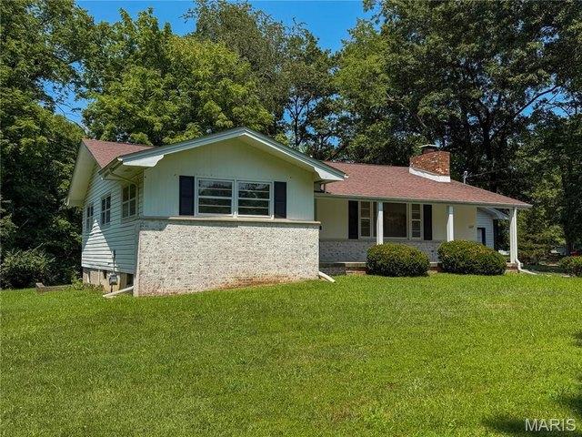 House for sale in Staunton, Illinois