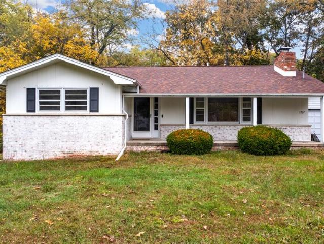 House for sale in Staunton, Illinois