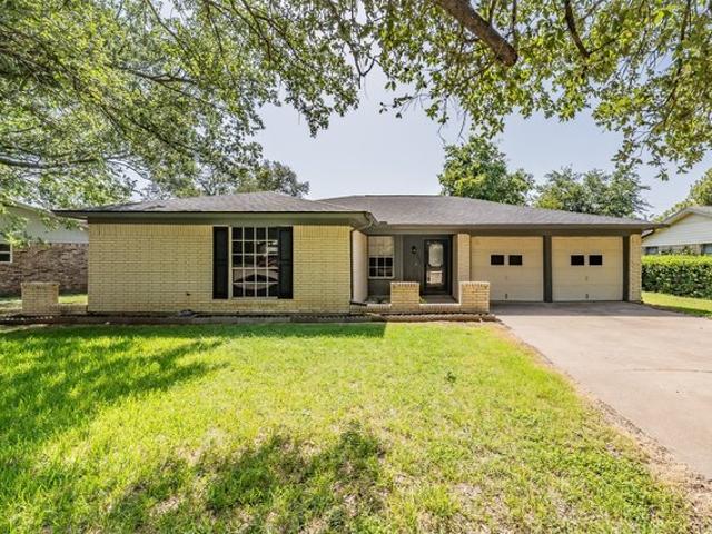 House for sale in Johnson, Texas