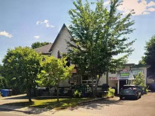 House for sale in Saint-Roch-de-l'Achigan, Lanaudière