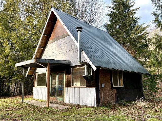 House for sale in Quilcene, Washington