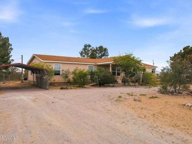 House for sale in Dona Ana, New Mexico