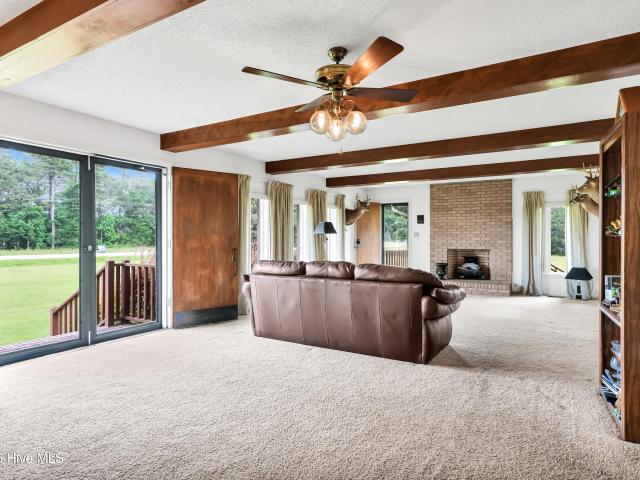 House for sale in Burgaw, North Carolina