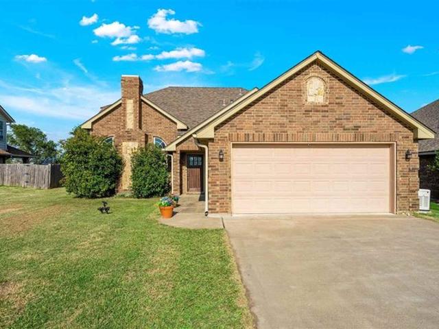 House for sale in Elgin, Oklahoma