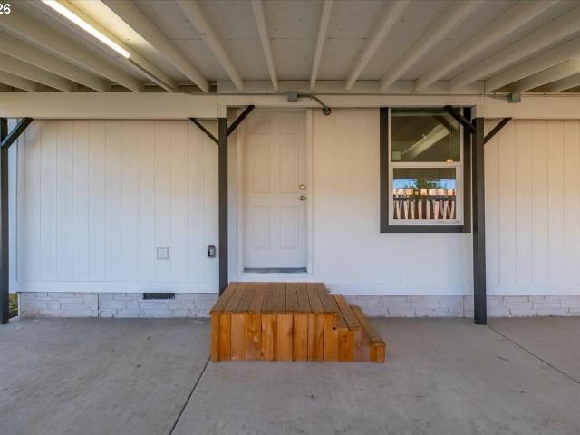 House for sale in Sweet Home, Linn County