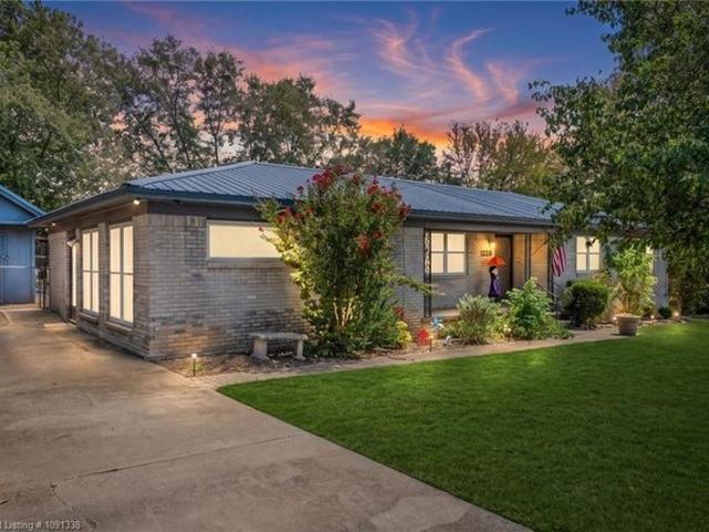 House for sale in Ark