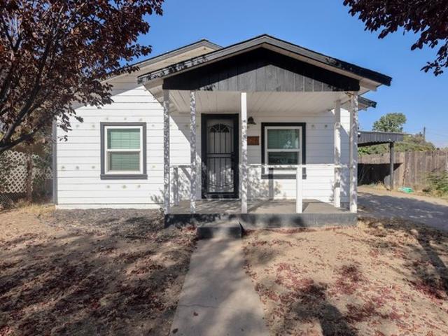 House for sale in Reedley, California