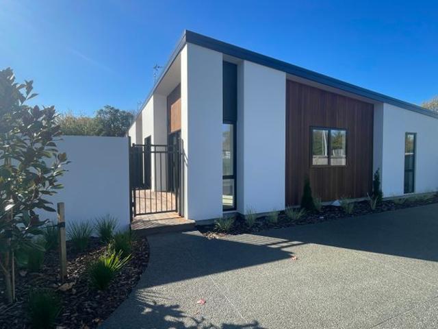 Apartment for rent in Saint Albans, Canterbury