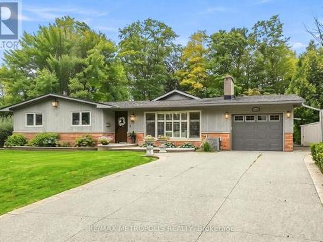 House for sale in Oakville, Ontario