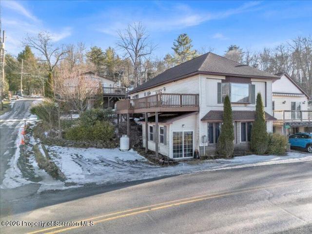 House for sale in Lake Winola, Pennsylvania