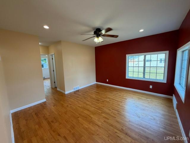 House for sale in Iron Mountain, Michigan
