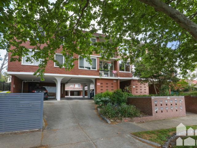 Apartment for rent in Seddon, Melbourne