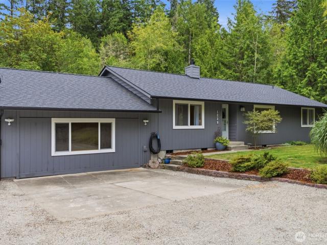 House for sale in Fox Island, Washington