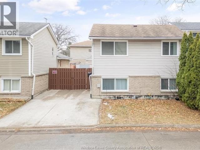 House for sale in Maidstone, Ontario