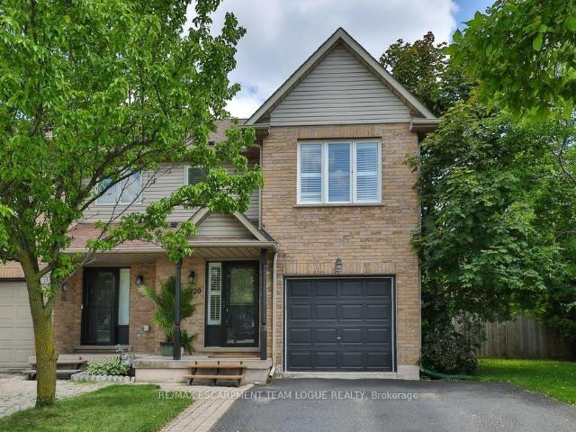 Townhouse for sale in Woburn, Ontario