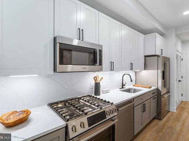 Condo for sale in Virginia