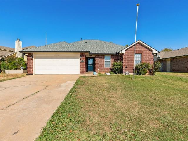 House for sale in Moore, Cleveland County