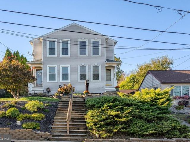 Townhouse for sale in Lancaster, Pennsylvania