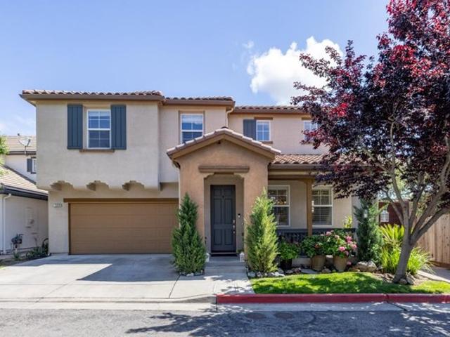 House for sale in Freedom, California