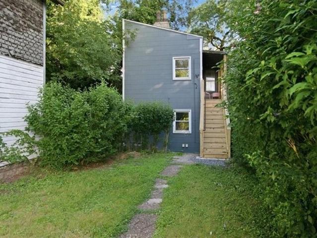 House for sale in Pittsburg, Pennsylvania