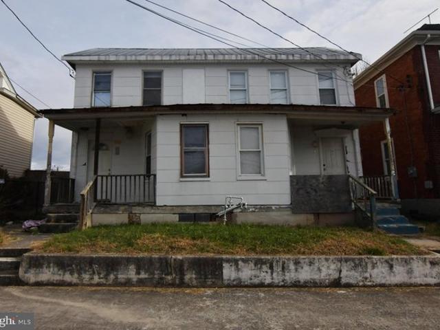 House for sale in Falling Waters, West Virginia