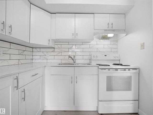 Townhouse for sale in Wedgewood, Alberta