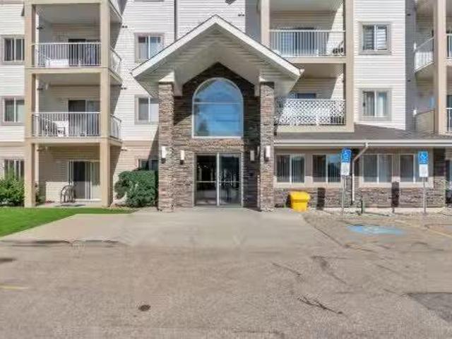 Condo for sale in Wedgewood, Alberta