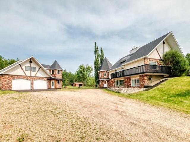 House for sale in Alberta