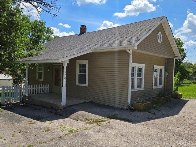House for sale in Defiance, Missouri