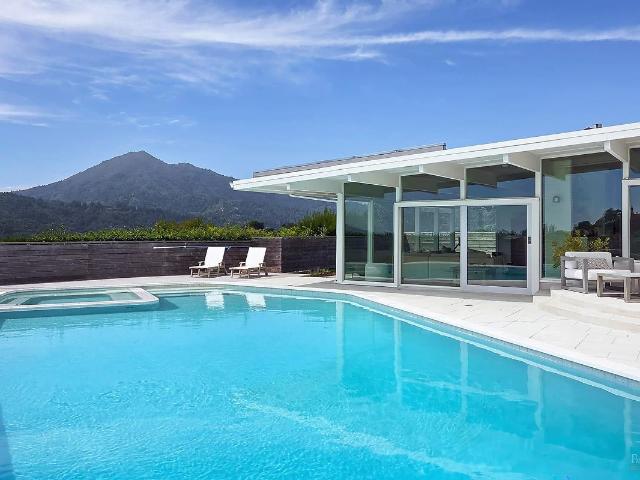 Property for sale in Greenbrae, California
