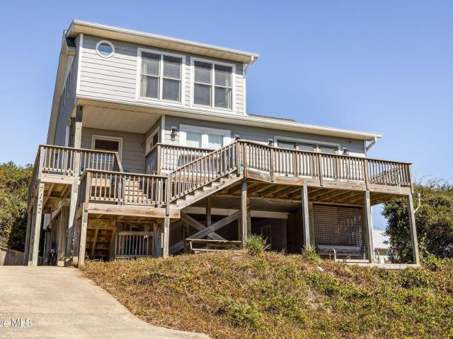 House for sale in Emerald Isle, North Carolina