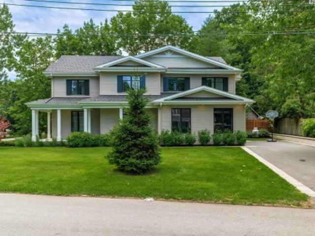 House for sale in Beaconsfield, Quebec