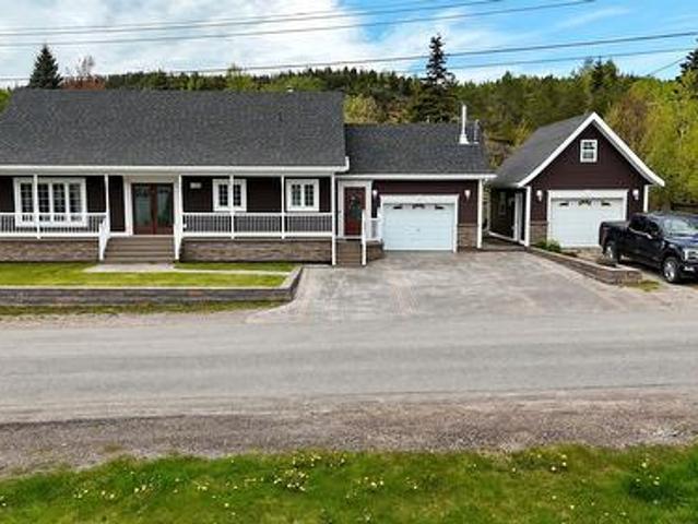 House for sale in Springdale, Newfoundland And Labrador