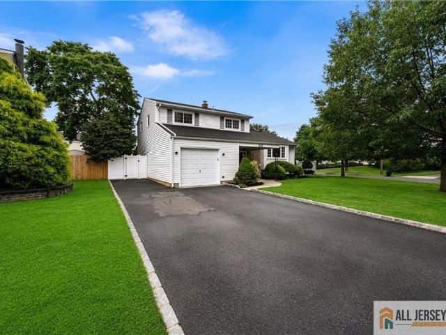 House for sale in Middlesex, New Jersey
