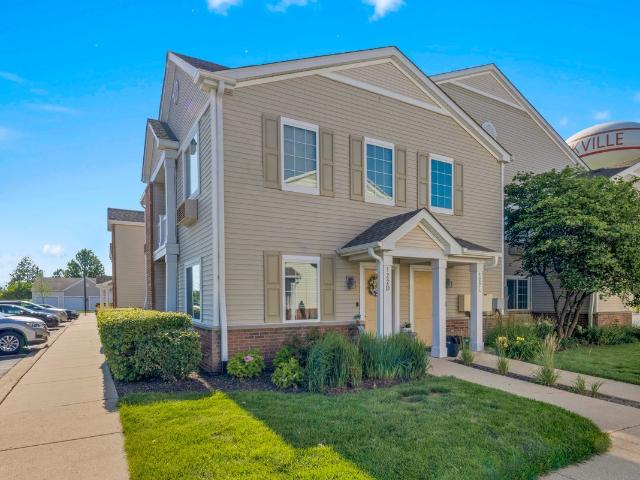 Condo for sale in Bristol Bay, Yorkville