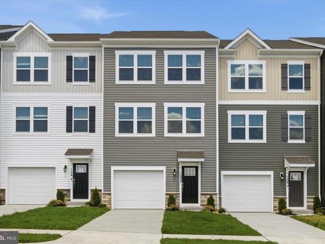 Townhouse for sale in Virginia